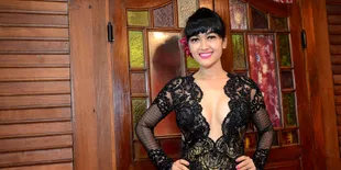 Jupe Pergi ke Dukun Demi Dapatkan Pacar