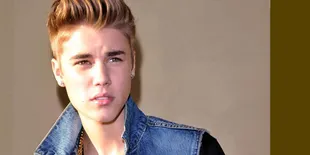 Justin Bieber Muntah-Muntah di Atas Panggung