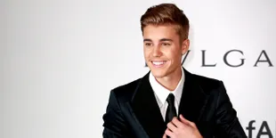Justin Bieber Tertangkap 'Kencani' Tiga Gadis Cantik Sekaligus