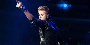 Justin Bieber Undang 200 Korban Tornado Oklahoma ke Konsernya