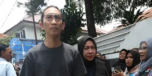 Kaget Dengan Meninggalnya Ashraf Sinclair, Melly Goeslaw Dapat Kabar Dari Grup Whatsapp