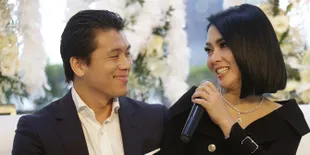 Kaki Bengkak Sudah Baikan, Syahrini Kembali Ceria Sambil Boomerang Bareng Reino