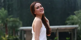Kalau Shandy Aulia Olahraga Sambil Senyum Sendiri, Artinya ...