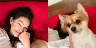 Kalina Ocktaranny Selfie dengan Wajah Baru Bangun Tidur