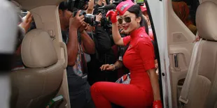 Kasus Depe, Julia Perez Serahkan Hukum Berjalan