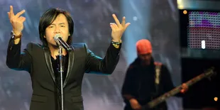 Kasus Seragam Nazi Ahmad Dhani, Ari Lasso Ikutan Menyindir