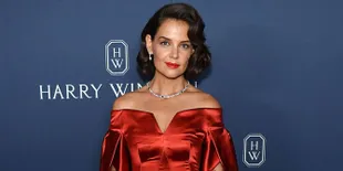 Katie Holmes &#38; Jamie Foxx Tertangkap Keluar Bareng Dari Hotel