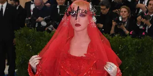 Katy Perry Ungkap Makna di Balik Single 'Bon Appetit'