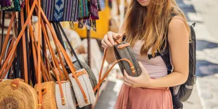 Kaya Tradisi yang Eksotis, Carilah Souvenir Dayak Bidayuh di Desa Jagoi Kindau