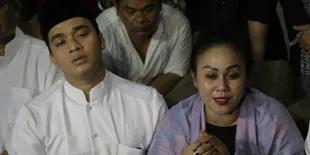 Ke Bali, Billy dan Mak Vera Kenang Almarhum Olga Syahputra