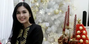 Kebahagiaan Sandra Dewi Natal Pertama Bareng Pacar