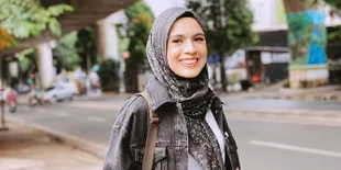 Kebahagiaan Sederhana Nycta Gina, Anak-Anaknya Nggak Rewel Saat Diajak Liburan