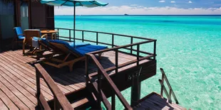 Kecantikan Pulau Ini Buat Lebaranmu Makin Berkesan