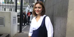 Kecewa Ditanya Soal Prostitusi Online, Amanda Manopo Tegaskan Foto Seksinya Cuma Sebagai Seni