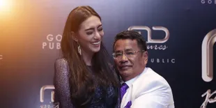 Kedekatan Hotman Paris Dengan Para Wanita Bikin Putrinya Khawatir