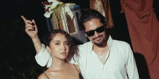 Keenan Pearce Umumkan Istri Hamil, Tulis Pesan Manis