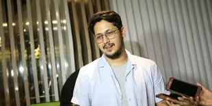 Keenan Pearce Umumkan Kelahiran Anak Pertama Lewat Video Menyentuh