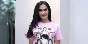 Kegiatan Iis Dahlia Selama di Rumah Aja, Nonton Film India Hingga Bikin Konten YouTube