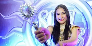 Kejar Prestasi di Film Layar Lebar, Prilly Latuconsina All Out