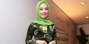 Kembali ke Habitat, Inggrid Kansil Jadi Ibu Alyssa - Dude