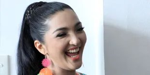 Kembali Kerja, Ashanty Rutin Diomeli Anang