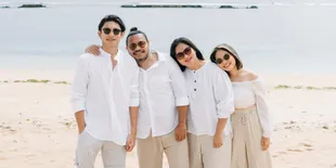 Kenang 40 Hari Kepergian Ayah Tercinta, Regina Poetiray dan Rheno Poetiray Rilis Lagu Berjudul 'Sempurna Tuk Keluargaku'