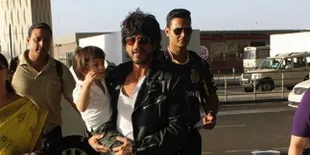 Kencan Bareng Shahrukh Khan di Budapest, AbRam Khan Malah Tidur