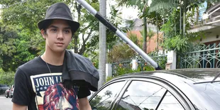 Kencan di Italia, Al Ghazali Pamer Foto Mesra Bareng Pacar Baru