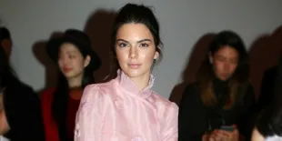 Kendall Jenner Selalu 'Buang' Isi Lemari Setiap 2 Bulan Sekali