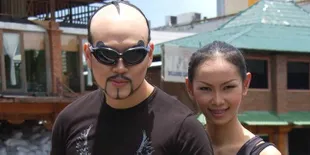 Kening Dicium Deddy Corbuzier, Kalina Hampir Menangis