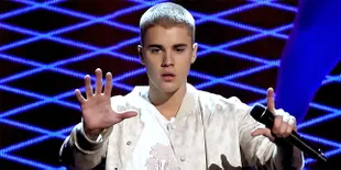 Kepergok Dengan Cewek, Inikah Pacar Baru Justin Bieber?