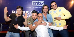 Keren! Bintang 'Mahabharata' Serius Belajar Bahasa Indonesia