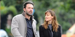 Ketahuan Pakai Cincin Kawin, Ben Affleck &#38; Jennifer Garner Rujuk?