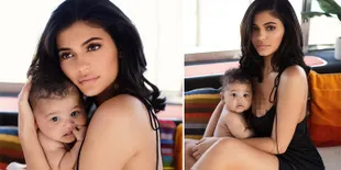Ketika Stormi Webster &#38; Chicago West Kembaran Piyama, Cute Banget!