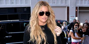 Khloe Kardashian Belanja Keperluan Bayi Untuk Saint West