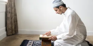 Khusyuk Artinya dalam Pengertian Islam Beserta Jenis, Hadis, dan Caranya