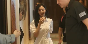 Kim Ji Won 1st Fan Meeting Tour &#60;Be My One&#62; in Jakarta Dibuka Lewat Lagu Stupid Cupid