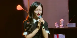 Kim Ji Won Cover OST QUEEN OF TEARS 'From Bottom Of My Heart' di Kim Ji Won 1st Fan Meeting Tour &#60;Be My One&#62; in Jakarta