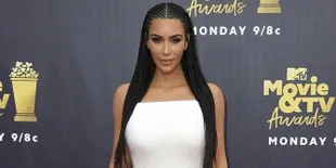 Kim Kardashian Dibully Gara-Gara Doyan Nyatok Rambut North West