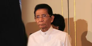 Kisah Idris Sardi Dimarahi Bung Karno Setelah Dikerjai Pria Ambon