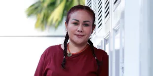 Kisah Mak Vera, Dari Jualan Daging Hingga Manajer Olga Syahputra
