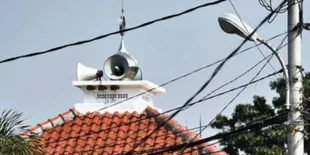 Kocak, Ajakan Sahur Paling Ngegas Dari Marbot Masjid Ini Bikin Bangun Seketika