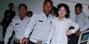 Kompaknya Maia dan AQJ Hadapi Sidang Kasus Kecelakaan