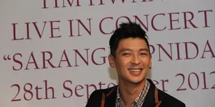 Konser Perdana di Indonesia, Tim Hwang Buat Penonton Terpesona
