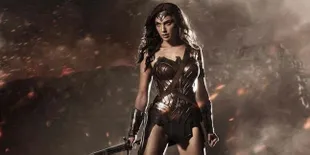Kostum Wonder Woman Ternyata Jauh Lebih Berwarna, Intip di Sini
