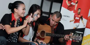 Kotak Didaulat Jadi Brand Ambassador Produk Otomotif