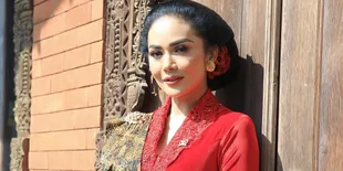 Kris Dayanti Pasang Story Batal Calonkan Wali Kota Batu, Ada Apa?