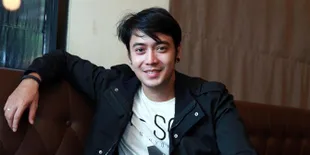 Billy Syahputra Jadi Orang Ketiga Dalam Rumah Tangga Kris Hatta dan Hilda Vitria?