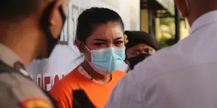 Kronologi Penangkapan Millen Cyrus, Sedang Hadiri Pesta Hingga Larut Malam