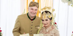 Kronologi Pertemuan Baby Margaretha dan Suami Hingga Menikah